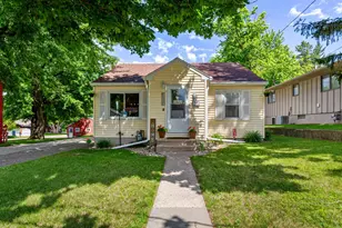305 2nd St, Cleveland, MN 56017 - Photo 1