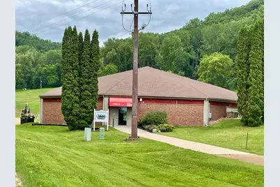 208 Skyline Drive, Wabasha, MN 55981 - Photo 13