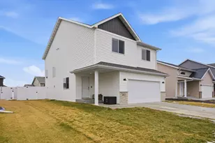3851 19th St S, Moorhead, MN 56560 - Photo 1