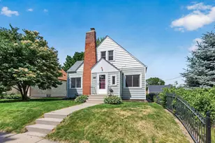 1051 Ottawa Ave, West Saint Paul, MN 55118 - Photo 1