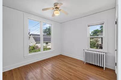 1051 Ottawa Avenue, West Saint Paul, MN 55118 - Photo 15