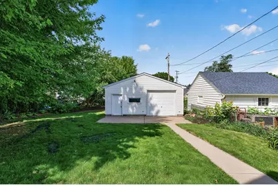 1051 Ottawa Avenue, West Saint Paul, MN 55118 - Photo 29