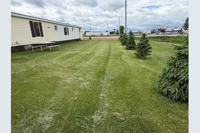 205 4th Avenue SW, Roseau, MN 56751 - Photo 13
