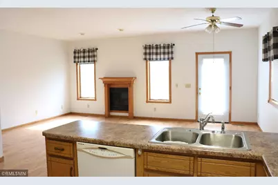 924 7th Street SW, Pine City, MN 55063 - Photo 3
