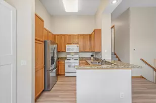 2259 St Johns Pl, Woodbury, MN 55129 - Photo 9