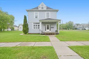 2004 E 5th St, Superior, WI 54880 - Photo 1