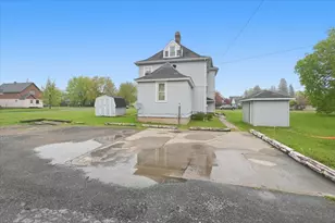 2004 E 5th St, Superior, WI 54880 - Photo 29