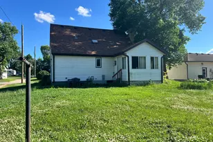 256 Locust St, Dawson, MN 56232 - Photo 5