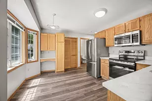 18191 Cattail Ct, Eden Prairie, MN 55346 - Photo 13