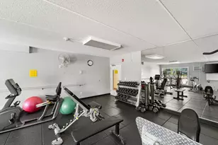 4820 Park Commons Dr, Saint Louis Park, MN 55416 - Photo 23