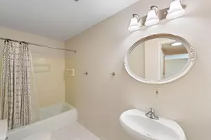 4820 Park Commons Dr, Saint Louis Park, MN 55416 - Photo 15