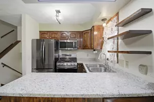 360 Allan Ave, Owatonna, MN 55060 - Photo 9