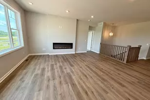 8204 Haywood Dr, Lino Lakes, MN 55014 - Photo 11