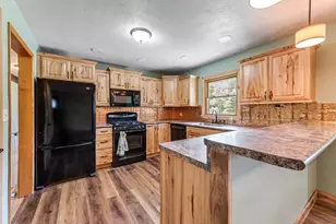 1497 Claudia Ave, La Crescent, MN 55947 - Photo 3