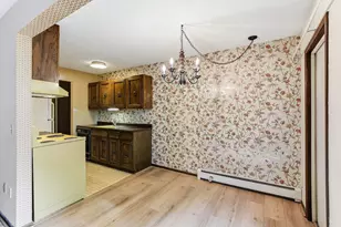 4624 Cedar Lk Rd S, Saint Louis Park, MN 55416 - Photo 5