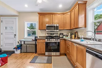 583 Marshall Avenue, Saint Paul, MN 55102 - Photo 9