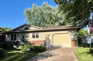 606 12th St NE, Little Falls, MN 56345 - Photo 1