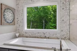 7400 Dogwood Rd, Chanhassen, MN 55331 - Photo 17