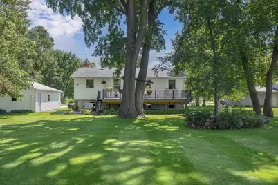 3060 30th Street SW, Willmar, MN 56201 - Photo 5