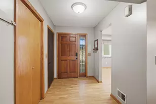 17040 Glencoe Ave, Lakeville, MN 55044 - Photo 5