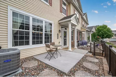 7606 11th Street N, Oakdale, MN 55128 - Photo 3