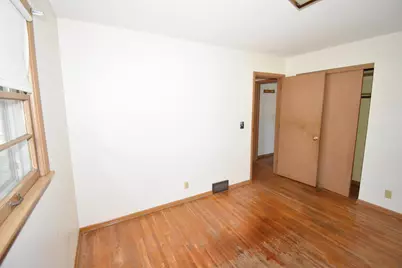 6536 Indiana Avenue N, Brooklyn Center, MN 55429 - Photo 15