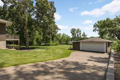 2884 W Owasso Boulevard, Roseville, MN 55113 - Photo 19