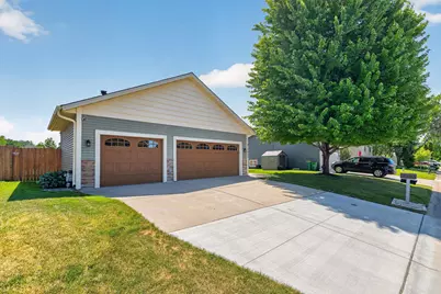 13625 Zarthan Avenue S, Savage, MN 55378 - Photo 3