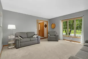 7934 Chesshire Ln N, Maple Grove, MN 55311 - Photo 9
