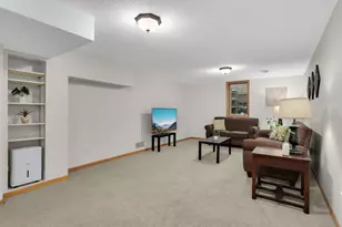 7934 Chesshire Ln N, Maple Grove, MN 55311 - Photo 33