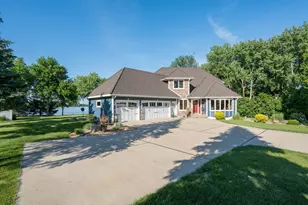 16 Lake Shore Dr, Sherburn, MN 56171 - Photo 7
