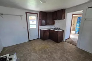 401 10th St, Brewster, MN 56119 - Photo 3