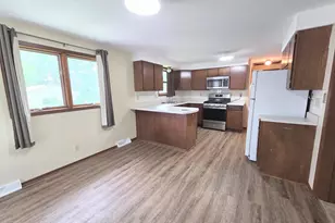 105 Silver St W, Mapleton, MN 56065 - Photo 5