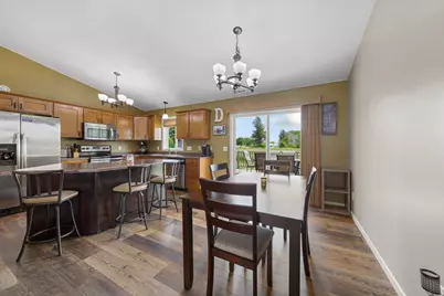 315 Hazeltine Avenue NE, Owatonna, MN 55060 - Photo 13
