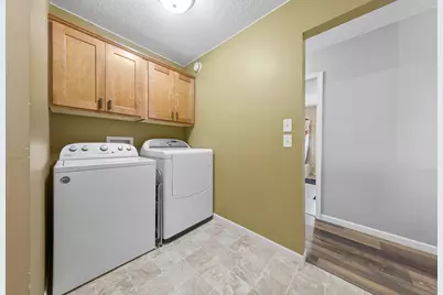 315 Hazeltine Avenue NE, Owatonna, MN 55060 - Photo 21