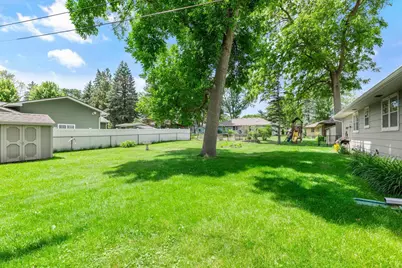 512 Woodley Street E, Northfield, MN 55057 - Photo 35