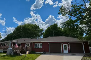 506 Ash Ave N, New Richland, MN 56072 - Photo 1