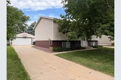 4911 22nd Avenue NW, Rochester, MN 55901 - Photo 1