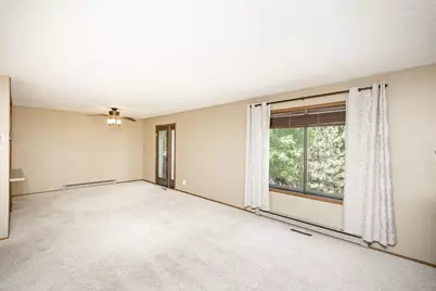 1907 27th Avenue S, Fargo,  58103 - Photo 9