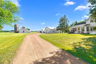 8946 285th Ave NE, North Branch, MN 55056 - Photo 1