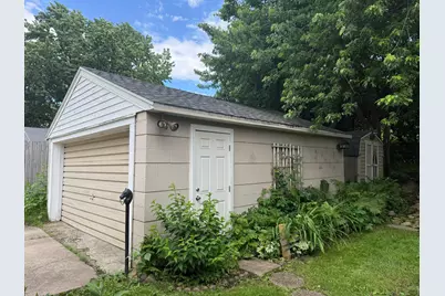 233 W McKinley Street, Owatonna, MN 55060 - Photo 3
