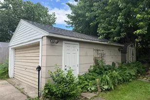 233 W McKinley St, Owatonna, MN 55060 - Photo 3