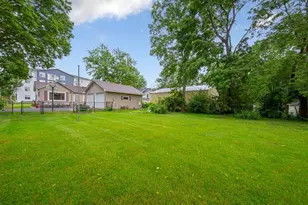 806 5th St NW, Faribault, MN 55021 - Photo 11