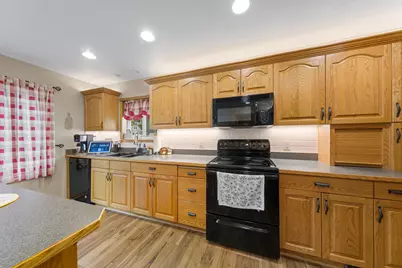 806 5th Street NW, Faribault, MN 55021 - Photo 15