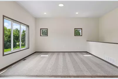 21349 Cottonwood Street NW, Oak Grove, MN 55011 - Photo 5