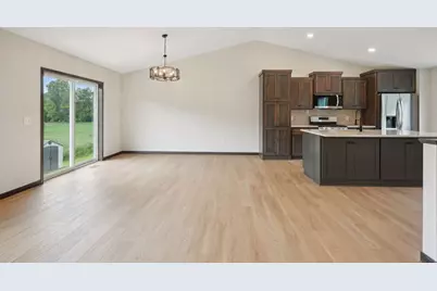 21349 Cottonwood Street NW, Oak Grove, MN 55011 - Photo 25
