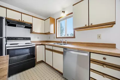 748 14th Avenue W, West Fargo, ND 58078 - Photo 11