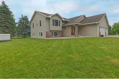 561 Kingsley Street S, Winsted, MN 55395 - Photo 1