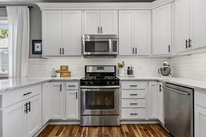 315 Pascal Street S, Saint Paul, MN 55105 - Photo 13