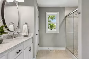 315 Pascal St S, Saint Paul, MN 55105 - Photo 21